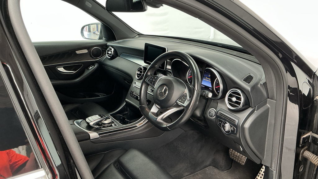 Mercedes-Benz GLC Class 2.1 Glc 250 D 4Matic Sport Premium 201 Bhp Black #14