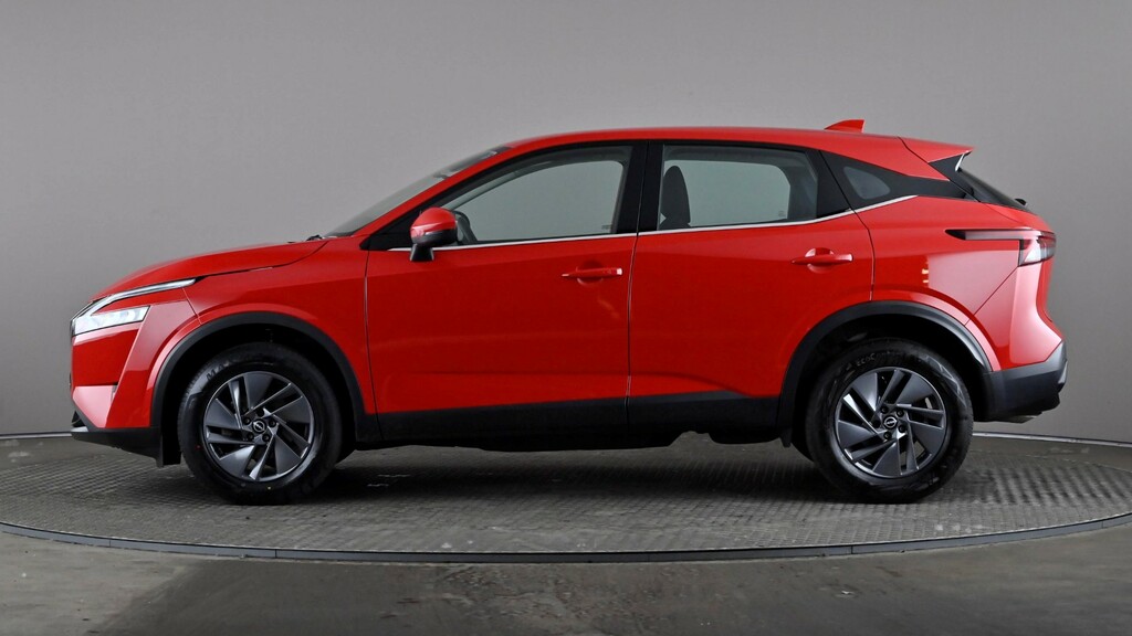 Nissan Qashqai 1.3 Dig-t Mh 158 Acenta Premium Xtronic Red #3