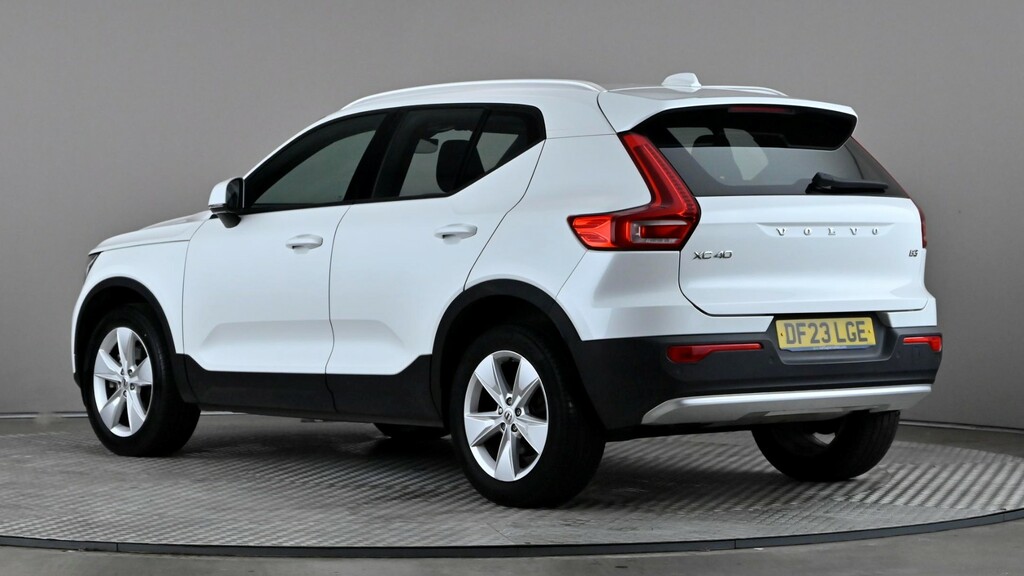 Volvo XC40 2.0 B3p Core White #4