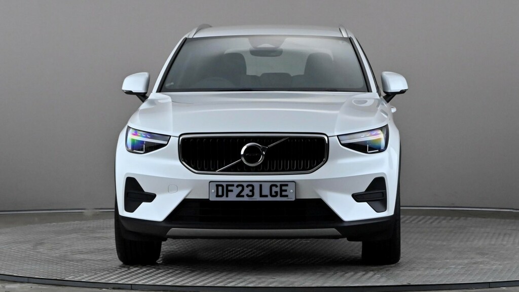 Volvo XC40 2.0 B3p Core White #2