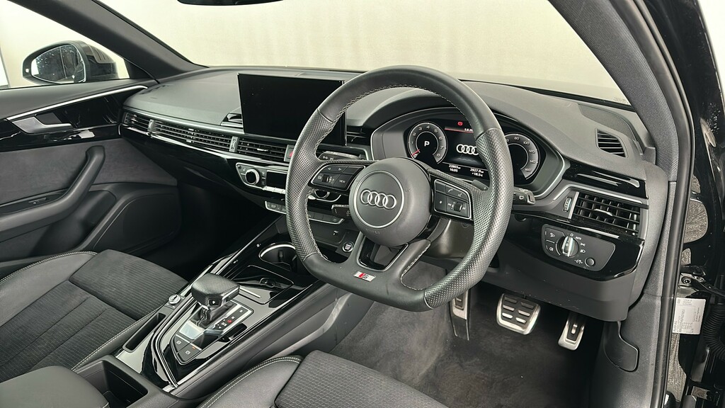 Audi A4 35 Tfsi Black Edition S Tronic Comfortsound Black #35
