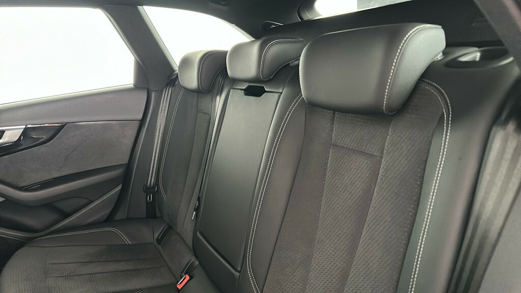 Audi A4 35 Tfsi Black Edition S Tronic Comfortsound Black #18