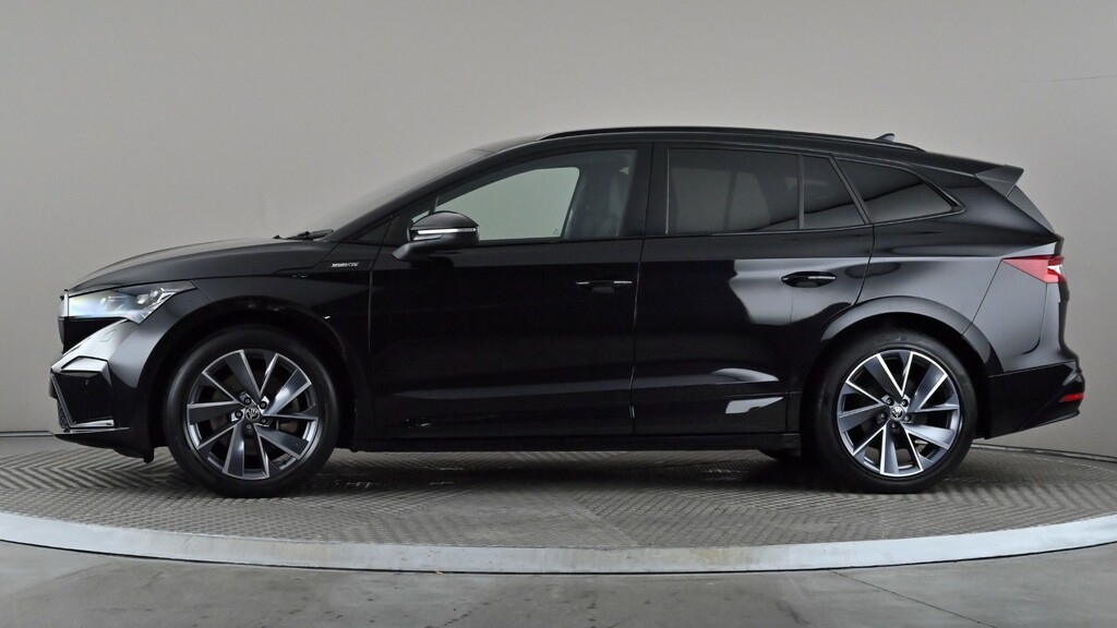 Skoda ENYAQ 210Kw 85X Sportline Plus 82Kwh 4X4 Black #3