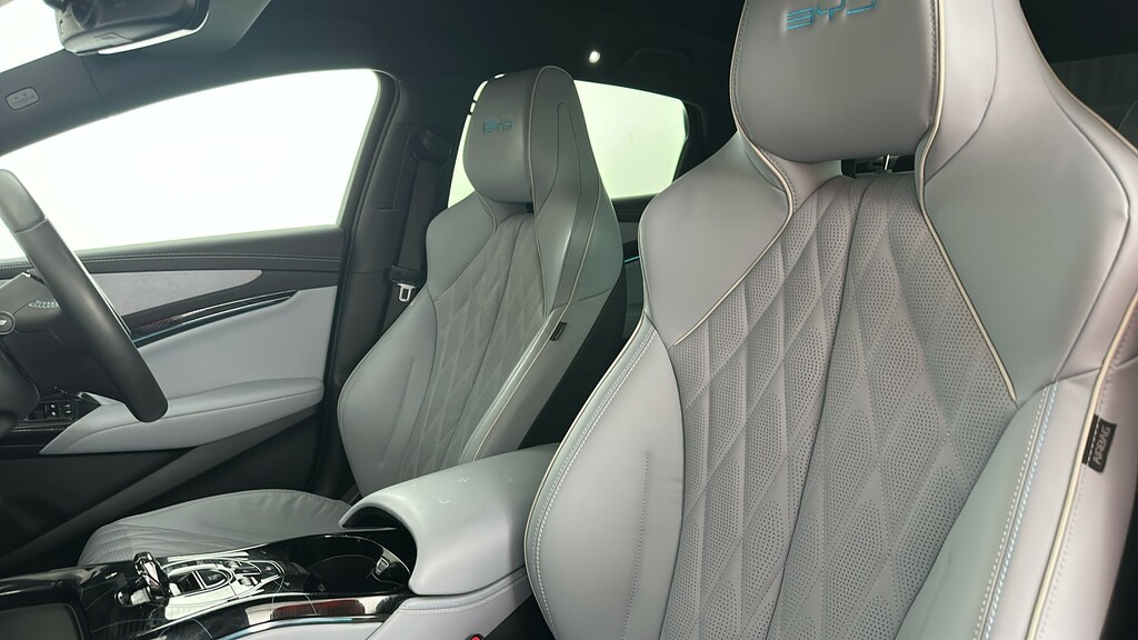 Byd Seal Byd Saloon 390Kw Excellence Awd 83Kwh White #17