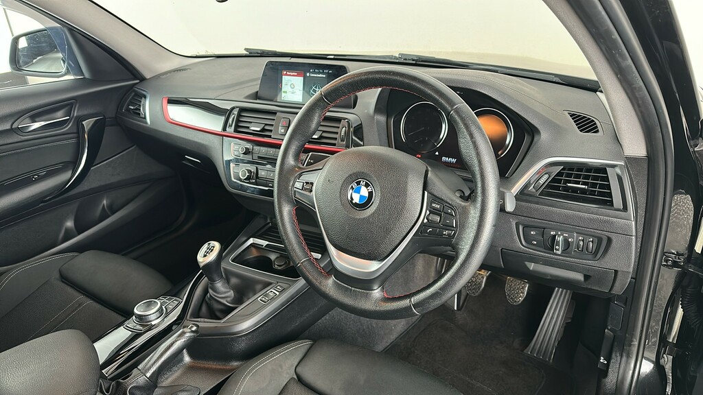 BMW 1 Series 118I M Sport Black #31