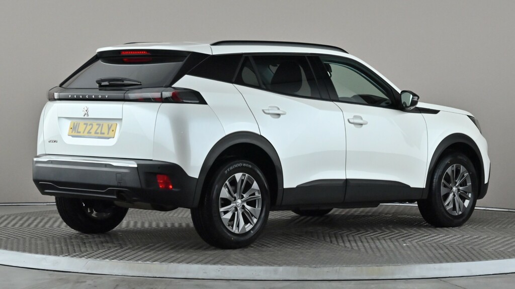 Peugeot 2008 1.2 Puretech Active Premium White #6