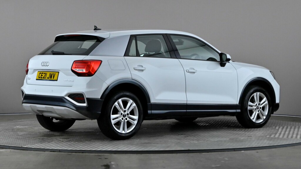 Audi Q2 30 Tfsi Sport White #6