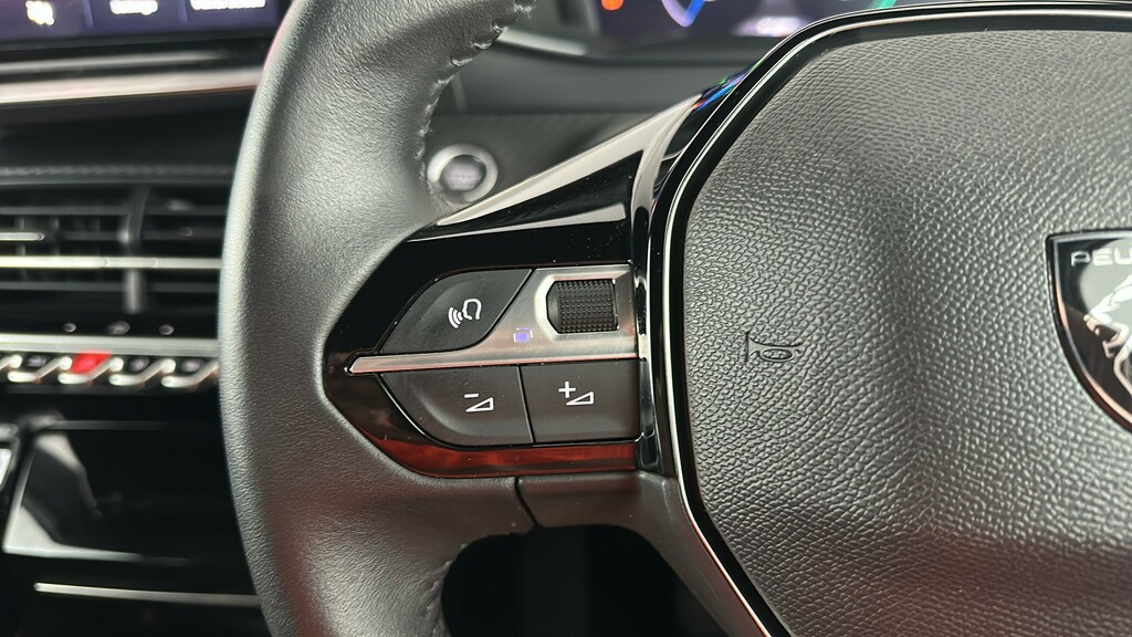 Peugeot e-2008 50Kwh Allure 7Kw Charger Grey #30