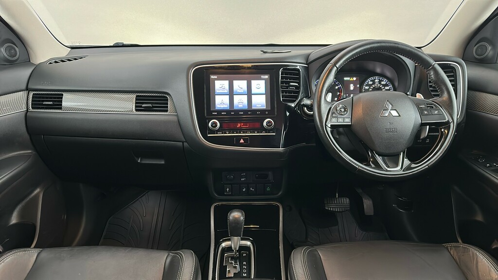 Mitsubishi Outlander Twinmotor 13.8Kwh Design Cvt Black #13