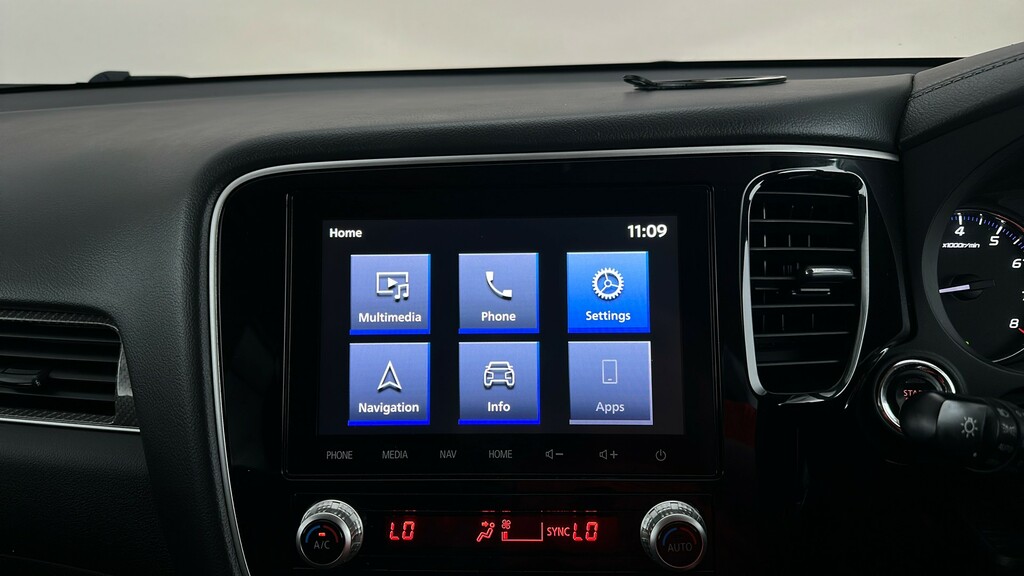 Mitsubishi Outlander Twinmotor 13.8Kwh Design Cvt Black #16
