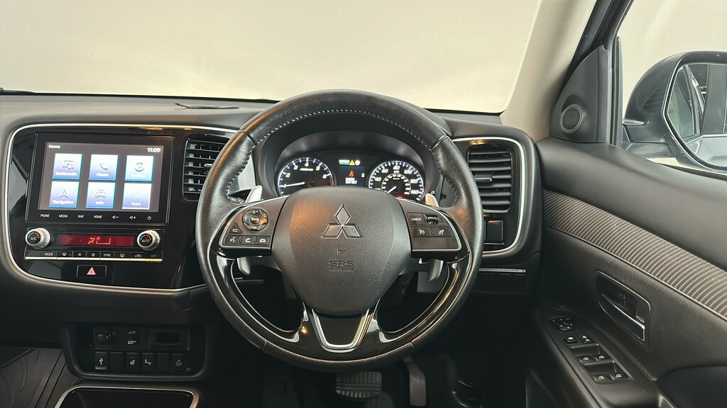 Mitsubishi Outlander Twinmotor 13.8Kwh Design Cvt Black #14