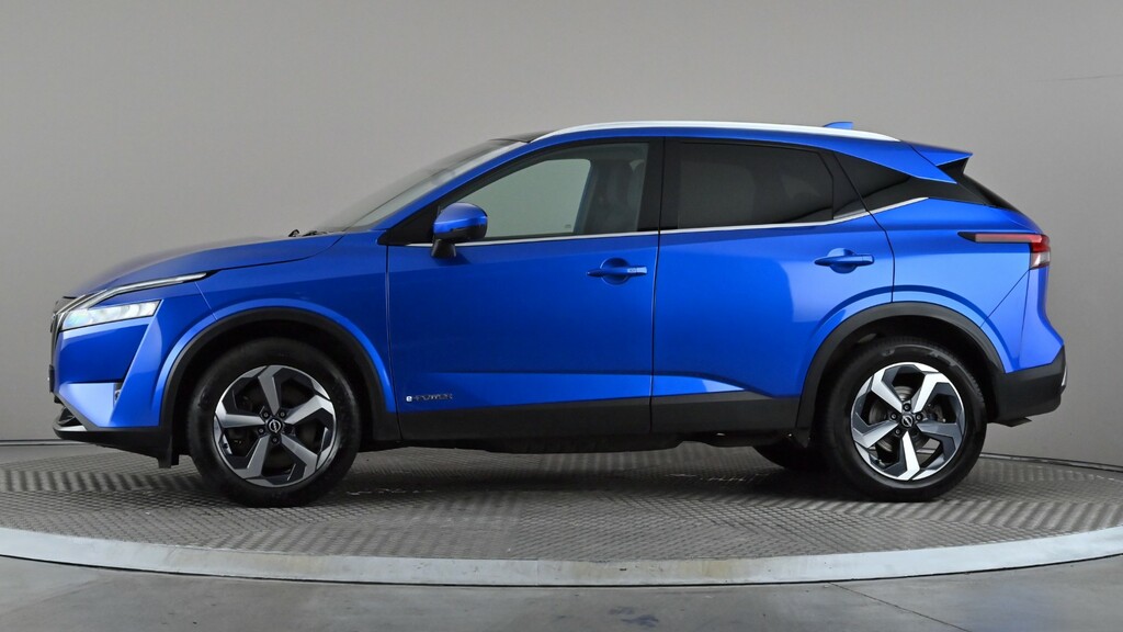 Nissan Qashqai Hatchback DW23GHG Blue #3