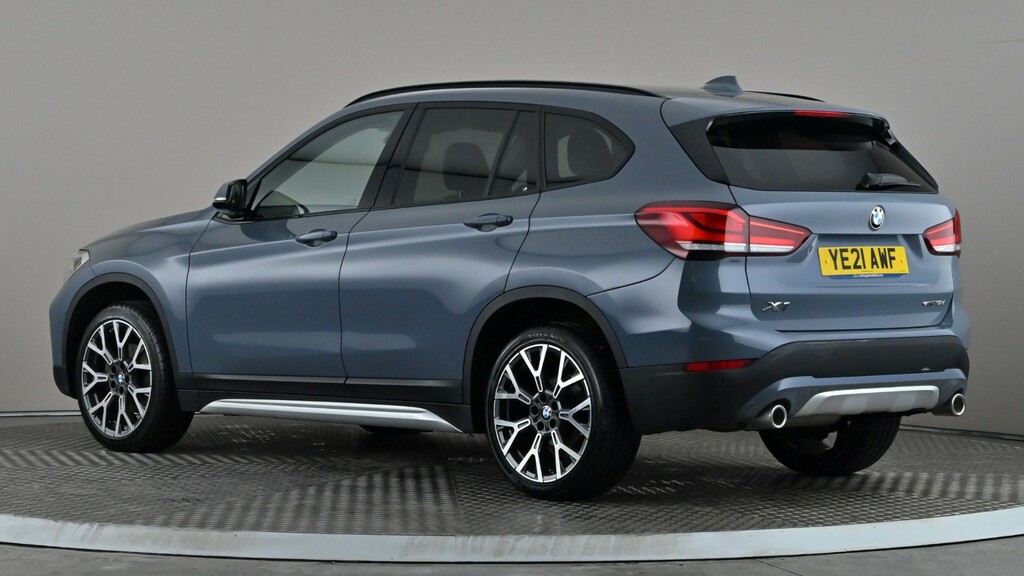 BMW X1 Sdrive 18D Xline Step Grey #4