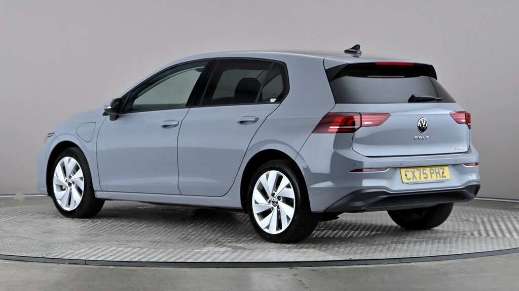 Volkswagen Golf 1.5 Tsi 204 Match Ehybrid Dsg Grey #4