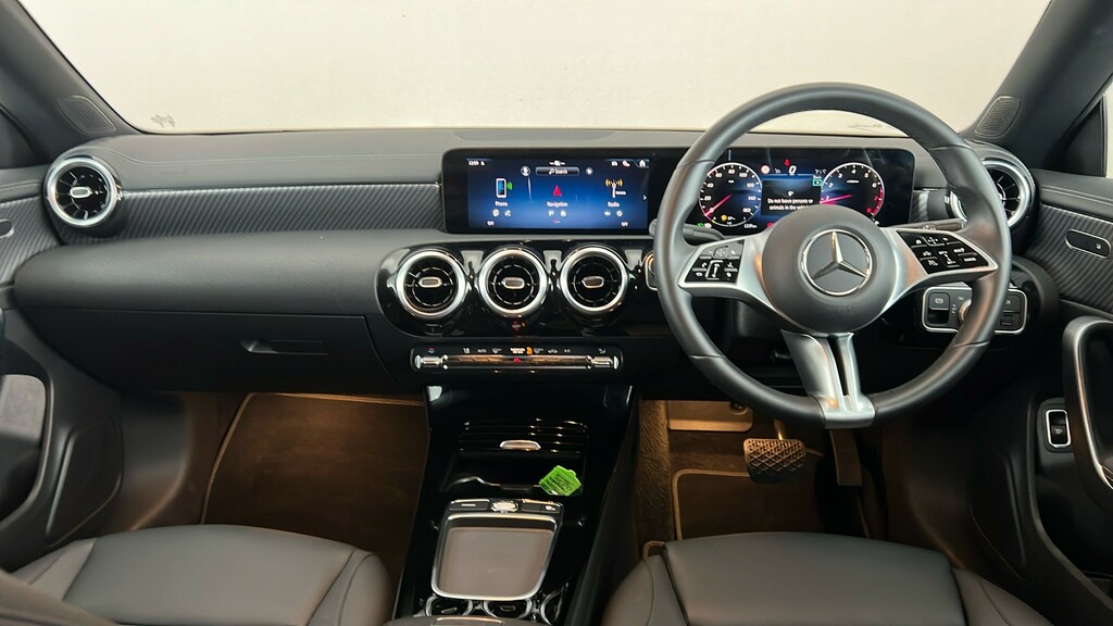 Mercedes-Benz CLA Class Cla 250 200Kw Eq Tech Amg Line Ed 85Kwh White #13