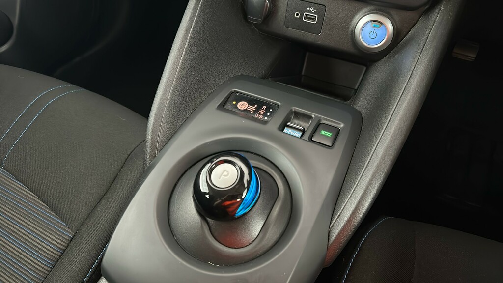 Nissan Leaf 39Kw N-connecta With Sat Nav And 360 View Cam Grey #27