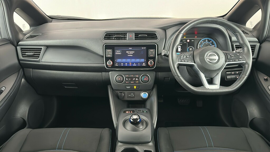 Nissan Leaf 39Kw N-connecta With Sat Nav And 360 View Cam Grey #13