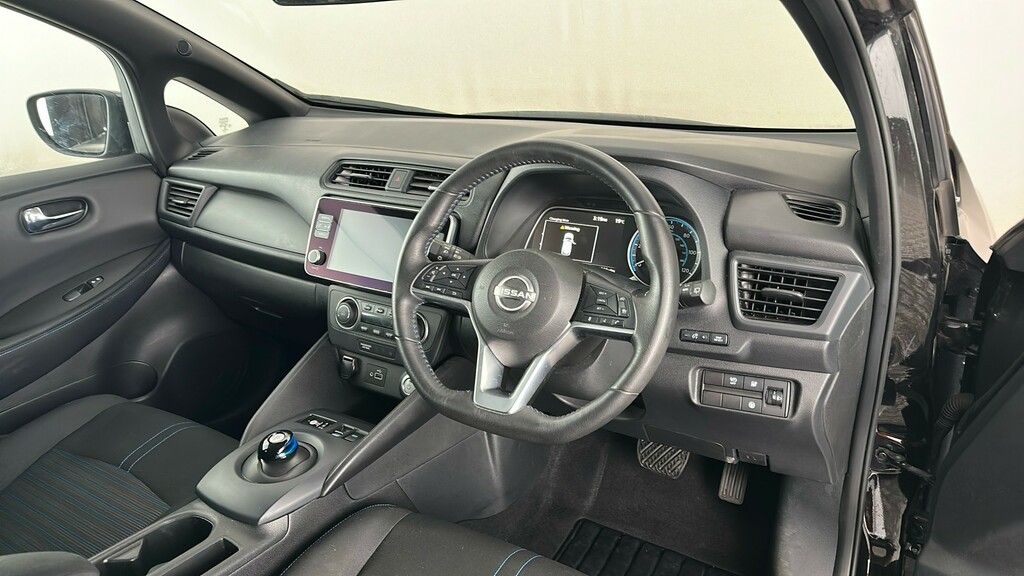 Nissan Leaf 39Kw N-connecta With Sat Nav And 360 View Cam Grey #31