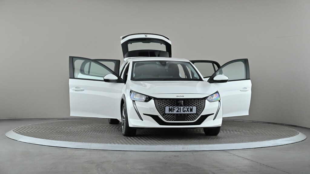 Peugeot e-208 100Kw Gt Premium 50Kwh White #8