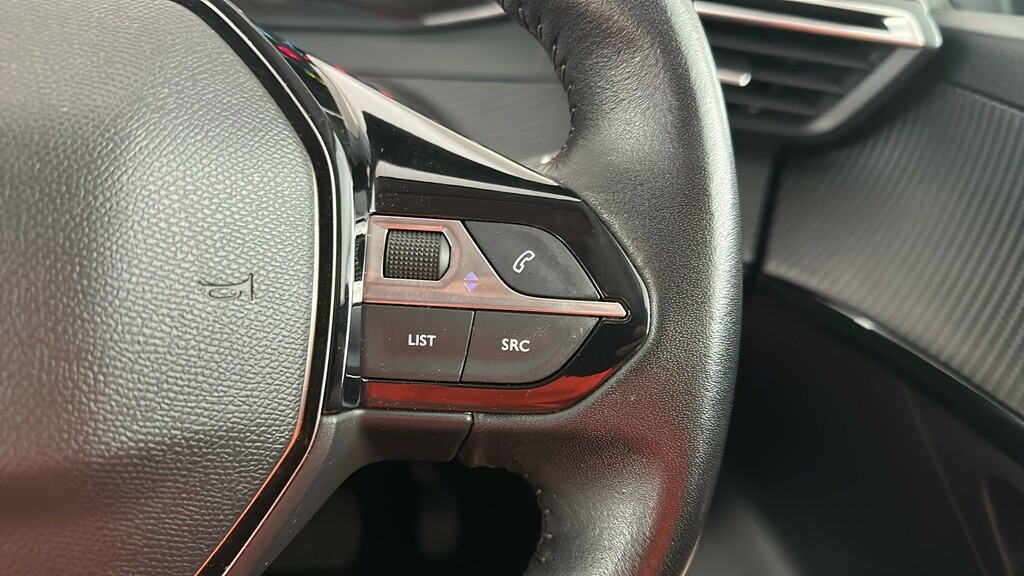 Peugeot e-208 100Kw Gt Premium 50Kwh White #30