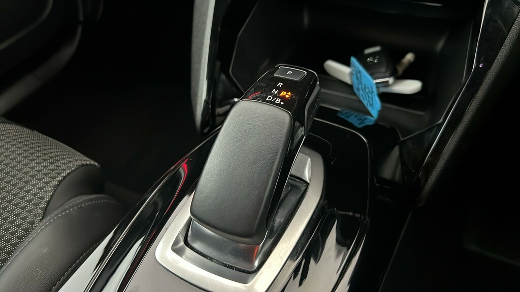 Peugeot e-2008 100Kw Gt 50Kwh Blue #24