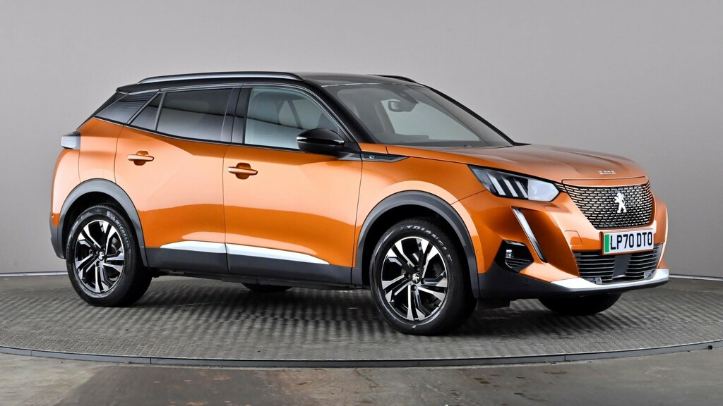 Peugeot e-2008 100Kw Gt 50Kwh Orange