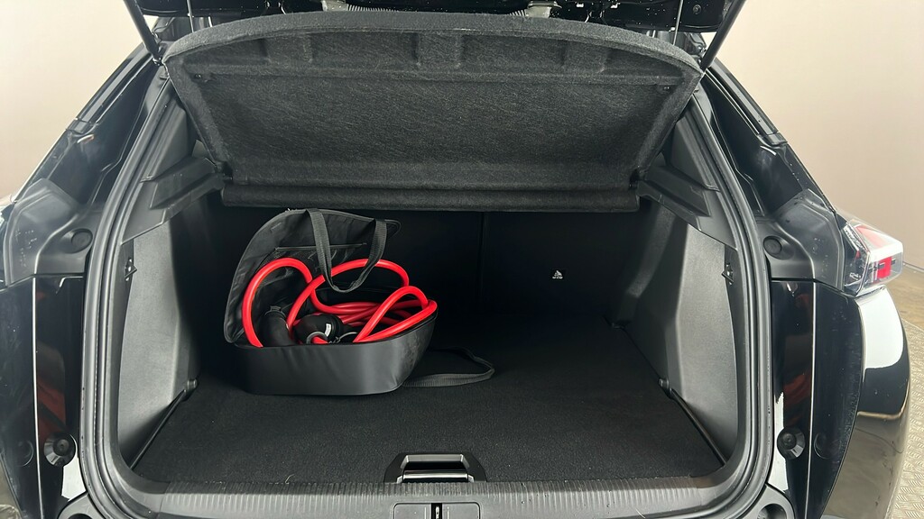 Peugeot e-2008 Peugeot 2008 Allure Premium Black #23