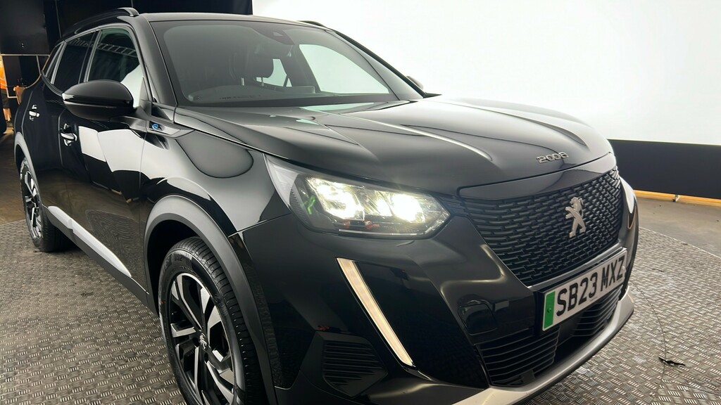 Peugeot e-2008 Peugeot 2008 Allure Premium Black #20