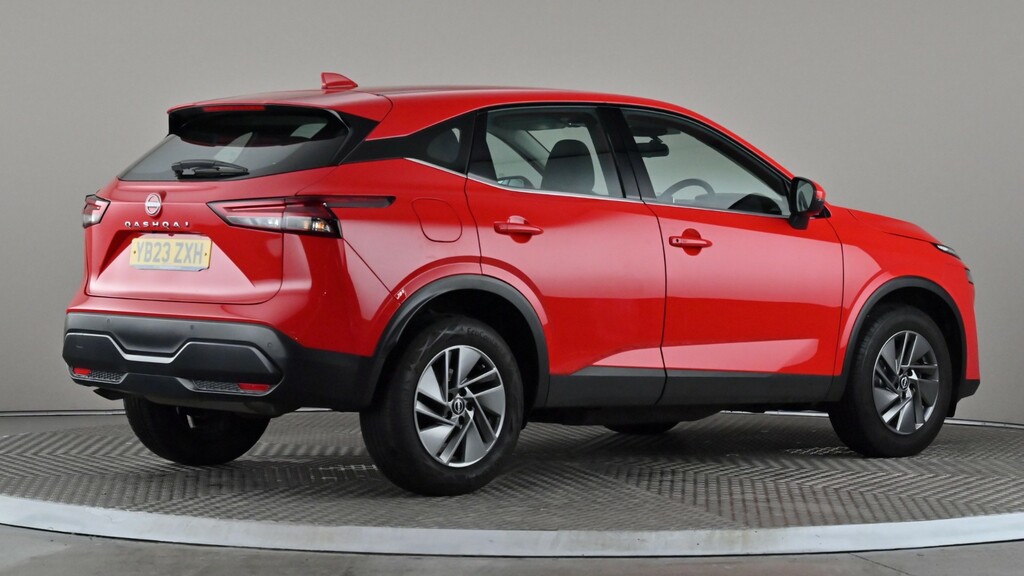 Nissan Qashqai 1.3 Dig-t Mh Acenta Premium Red #6