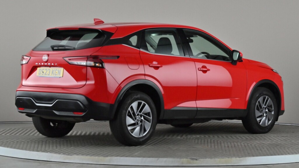 Nissan Qashqai 1.3 Dig-t Mh 158 Acenta Premium DS23KCN Red #6