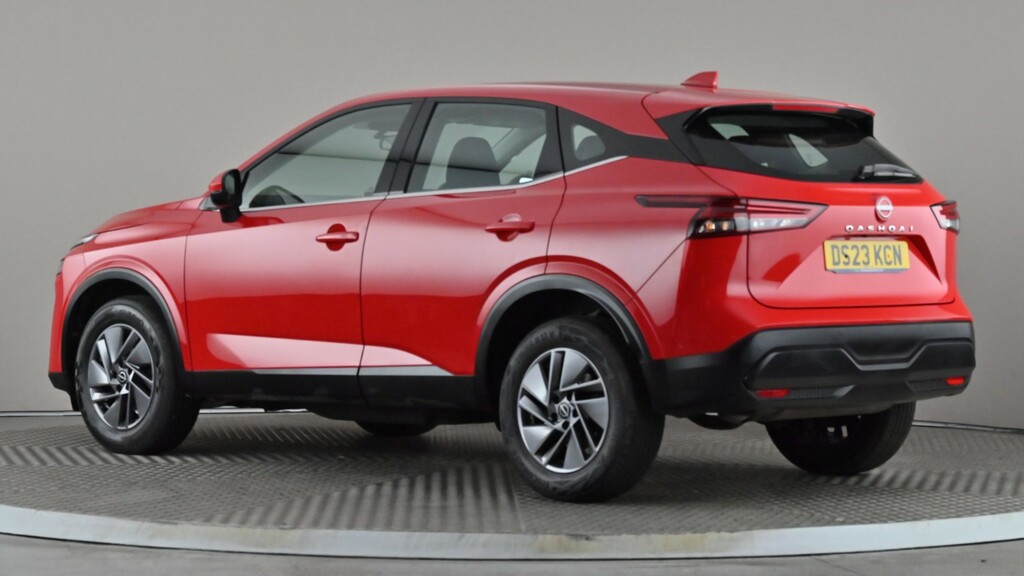 Nissan Qashqai 1.3 Dig-t Mh 158 Acenta Premium DS23KCN Red #4