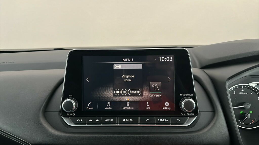 Nissan Qashqai N-connecta Black #16