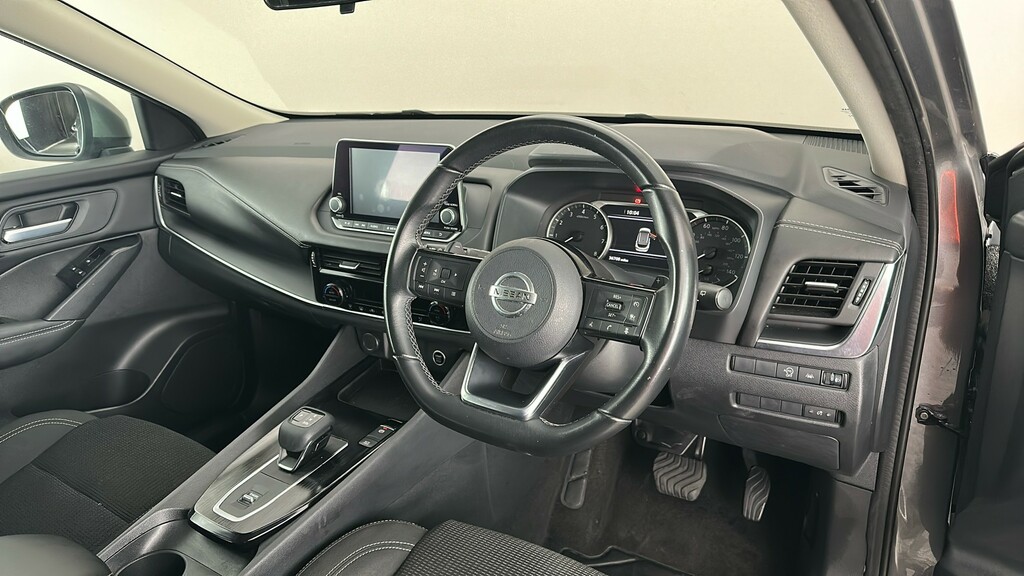 Nissan Qashqai N-connecta Black #31