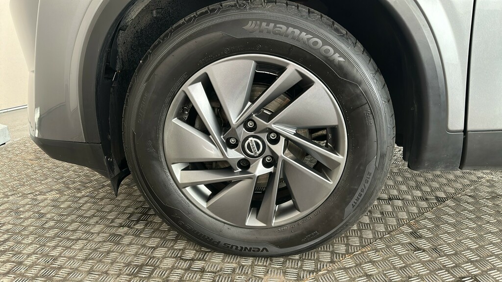 Nissan Qashqai N-connecta Black #19