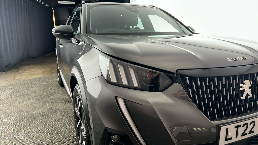 Peugeot 2008 1.2 Puretech 130 Gt Premium Eat8 White #20