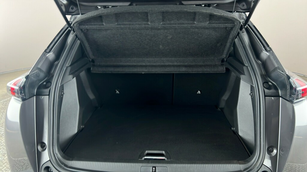 Peugeot 2008 1.2 Puretech 130 Gt Premium Eat8 White #22