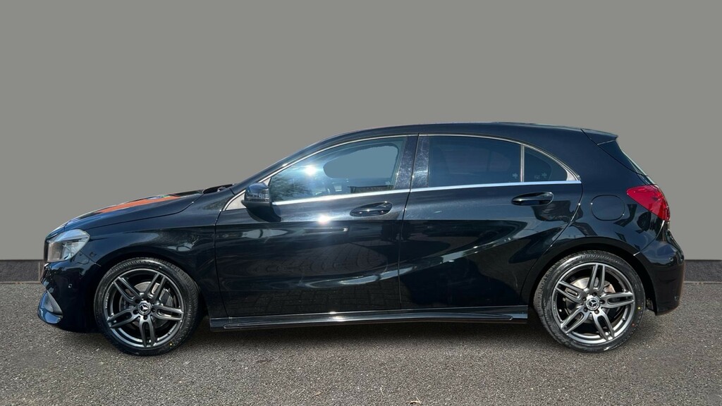 Mercedes-Benz A Class A180 Amg Line Executive Black #3