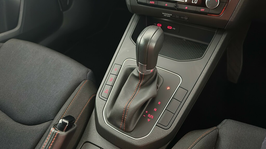 Seat Ibiza 1.0 Tsi 95 Fr Sport Grey #28