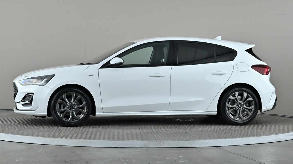 Ford Focus 1.0 Ecoboost Hybrid Mhev 155 St-line White #3