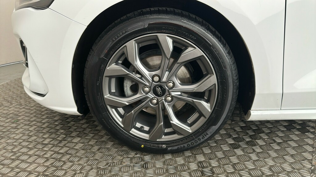 Ford Focus 1.0 Ecoboost St-line X Estate 125Ps Black #19