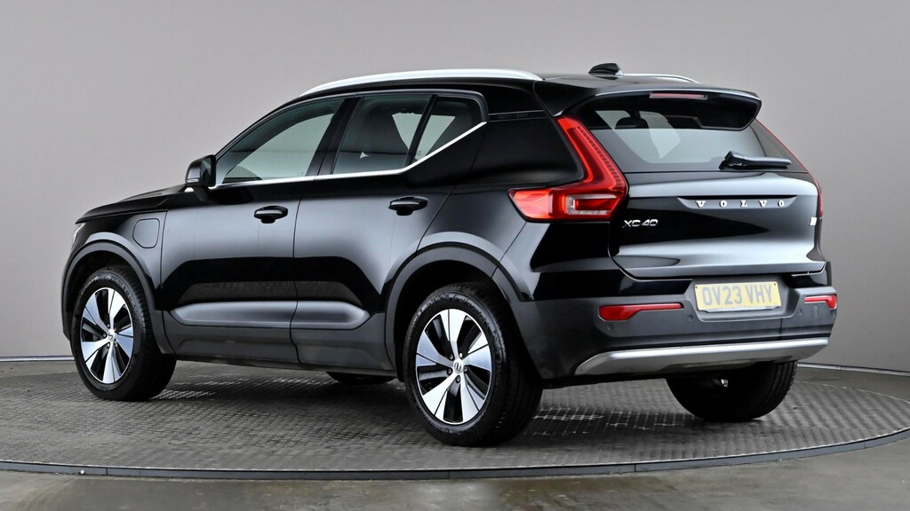 Volvo XC40 1.5 T4 Recharge Phev Core Bright Black #4