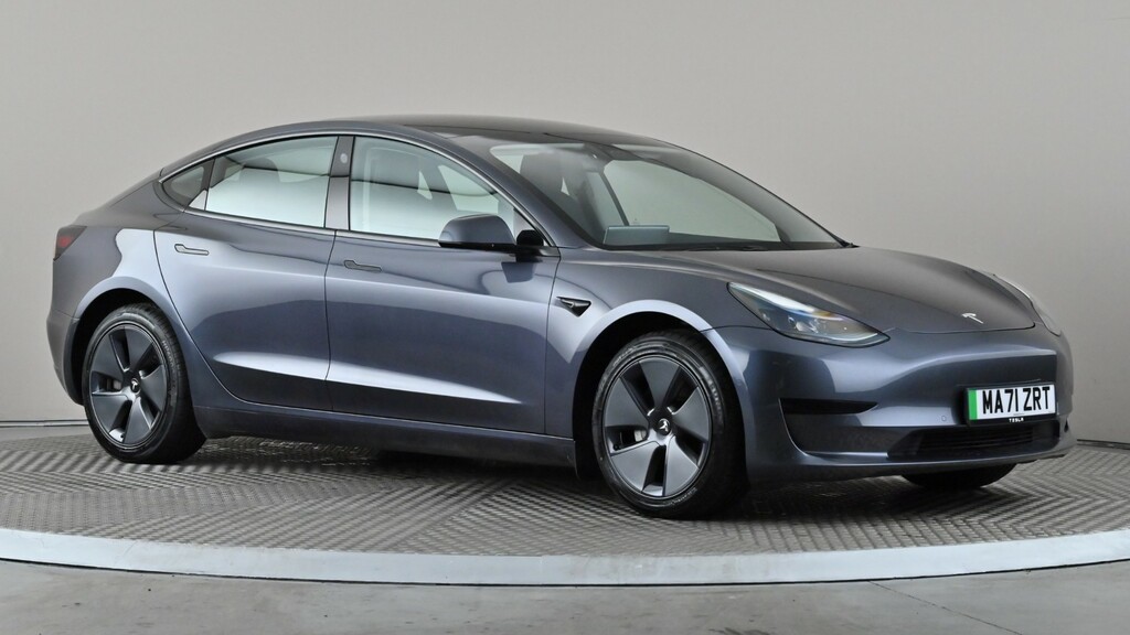 Tesla Model 3 Standard Plus Grey