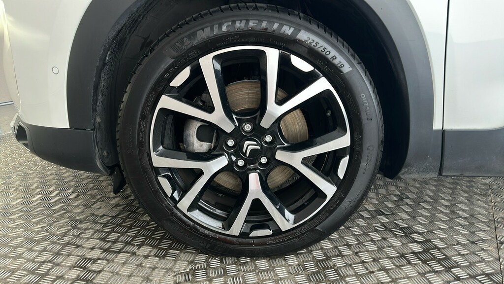 Citroen C5 Aircross 1.2 Puretech Max White #19