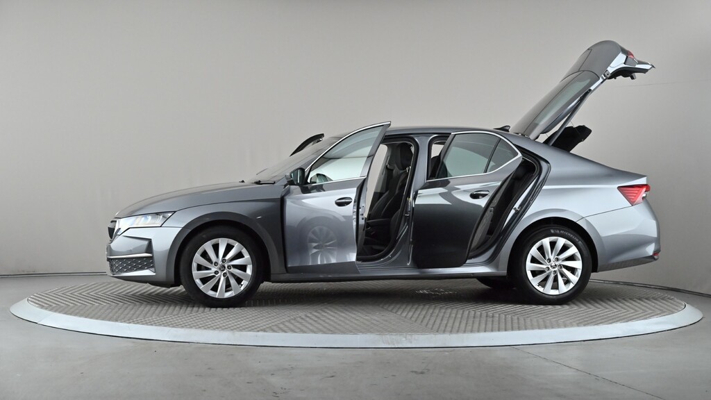Skoda Octavia 2.0 Tdi 150 Se L Dsg Silver #9