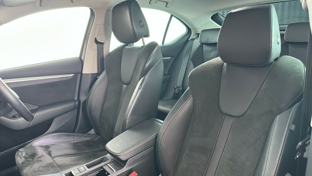 Skoda Octavia 2.0 Tdi 150 Se L Dsg Silver #17
