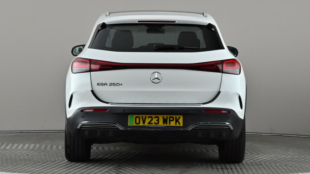 Mercedes-Benz EQA Eqa 250 140Kw Amg Line Premium 70.5Kwh White #5