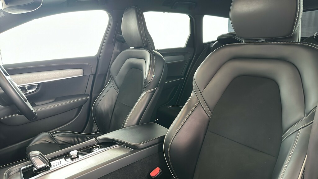 Volvo V90 2.0 B4 Mhev Momentum Euro 6 Ss Grey #17