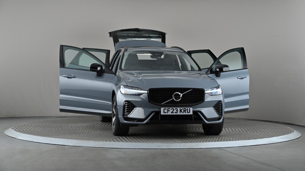 Volvo XC60 2.0 B5p Ultimate Dark Awd Geartronic Grey #8