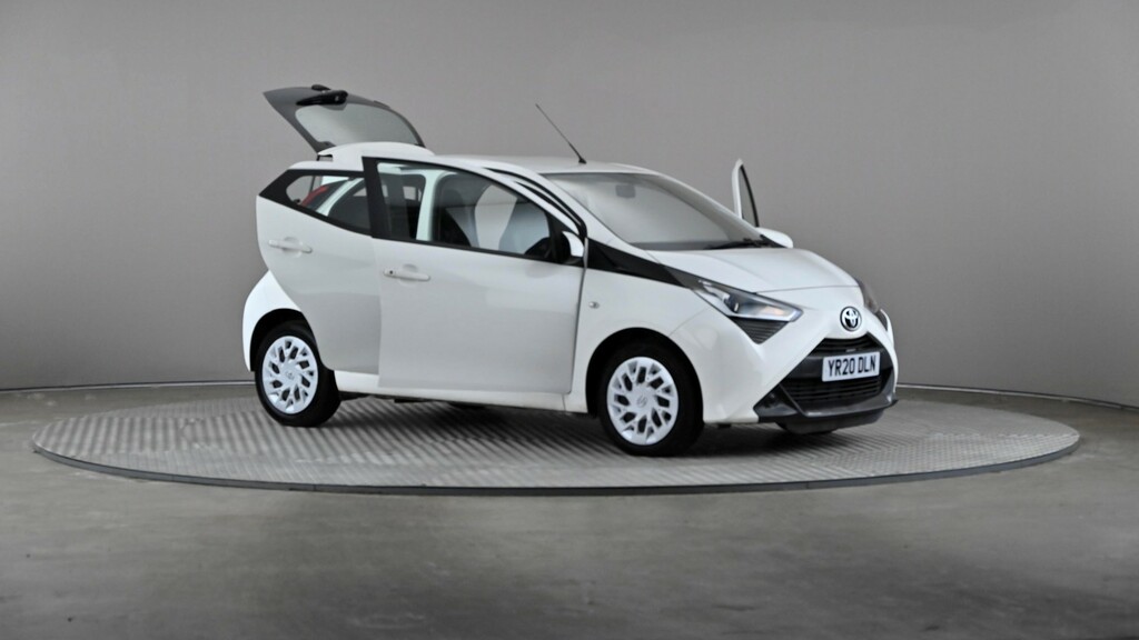 Toyota Aygo 1.0 Vvt-i X-trend 5-Dr Red #7