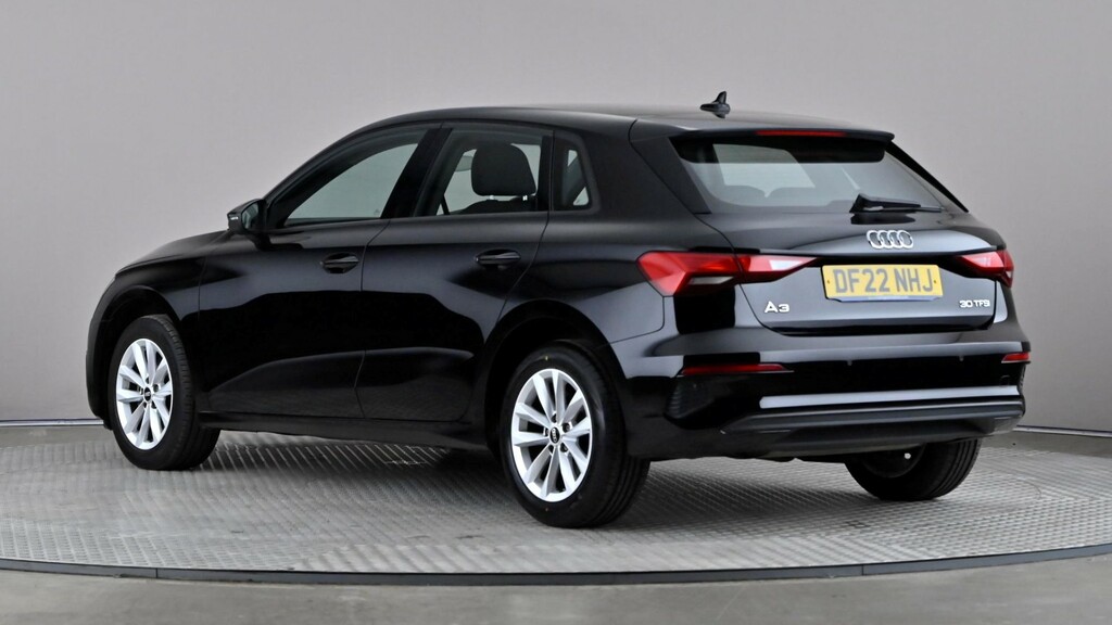 Audi A3 30 Tfsi Technik Black #4